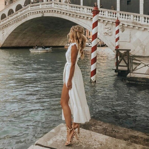 MAJORELLE Mistwood White Broderie Wrap Midi Dress RRP$375 - Picture 4 of 11